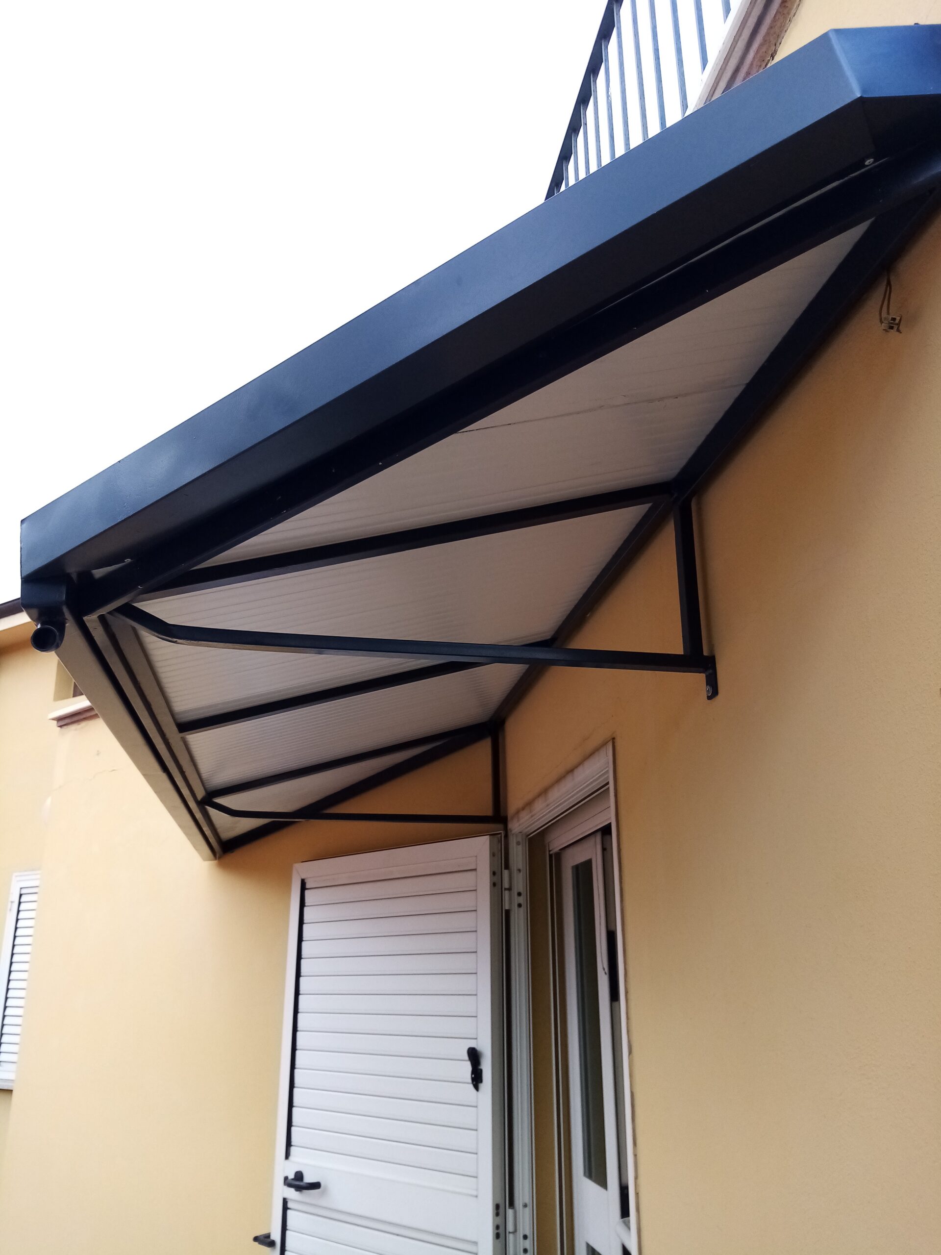 RC-05P – Pensilina.