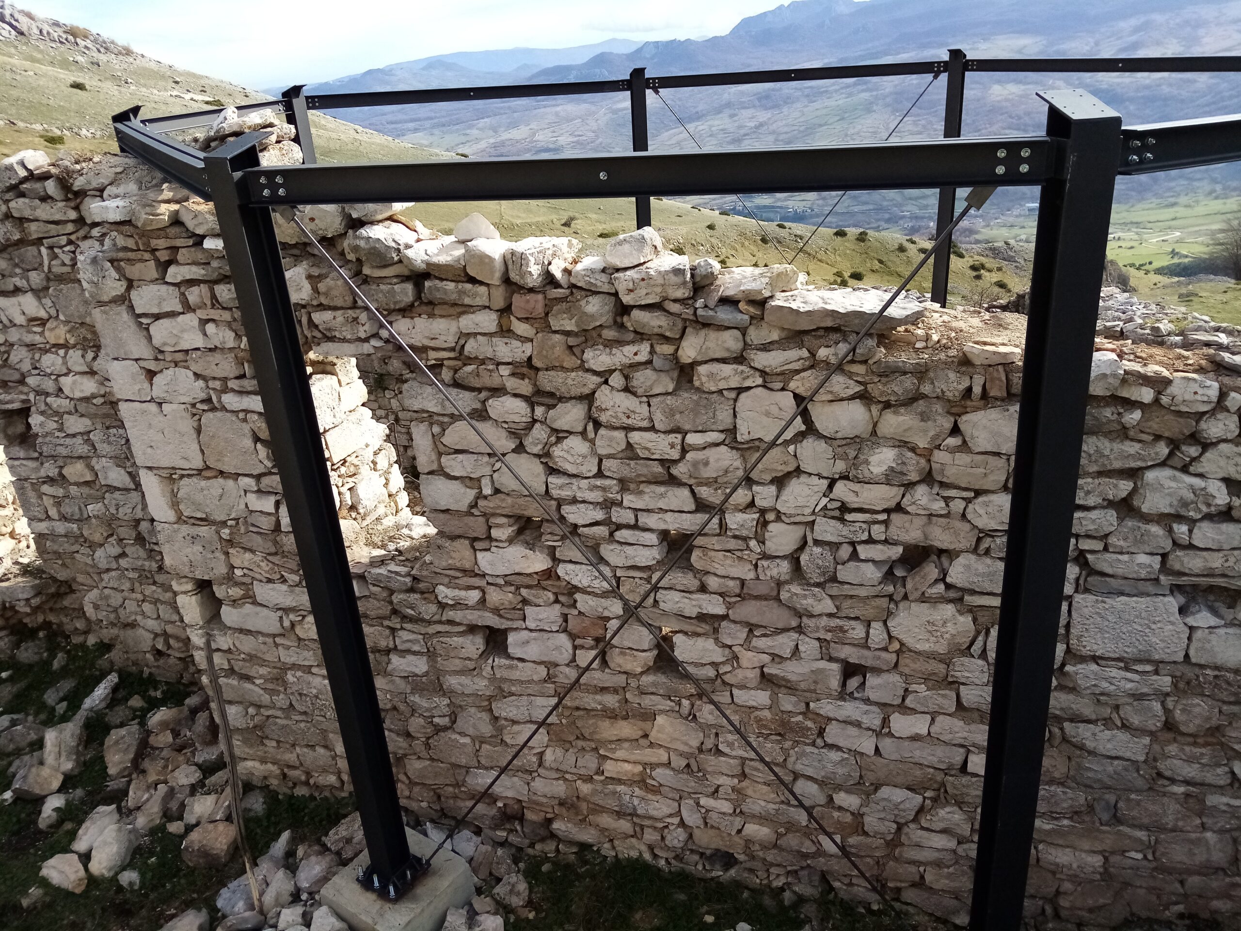 RC-10S – Realizzazione di una struttura in acciaio tettoia ex eremo di San Nicola a Coccia in Palena (CH) – Ente Parco Majella.