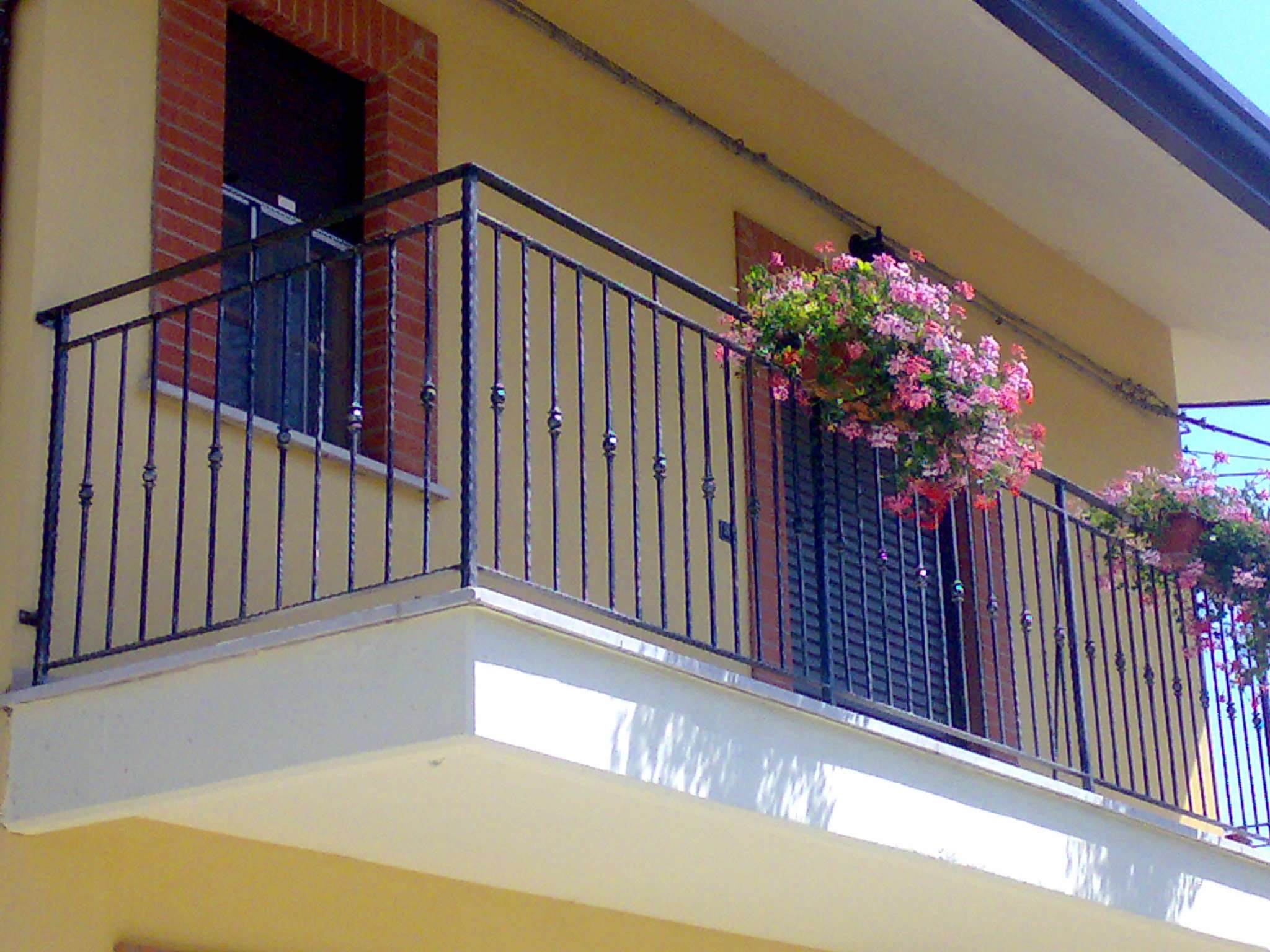 RC-123RE – Ringhiere per balconi.