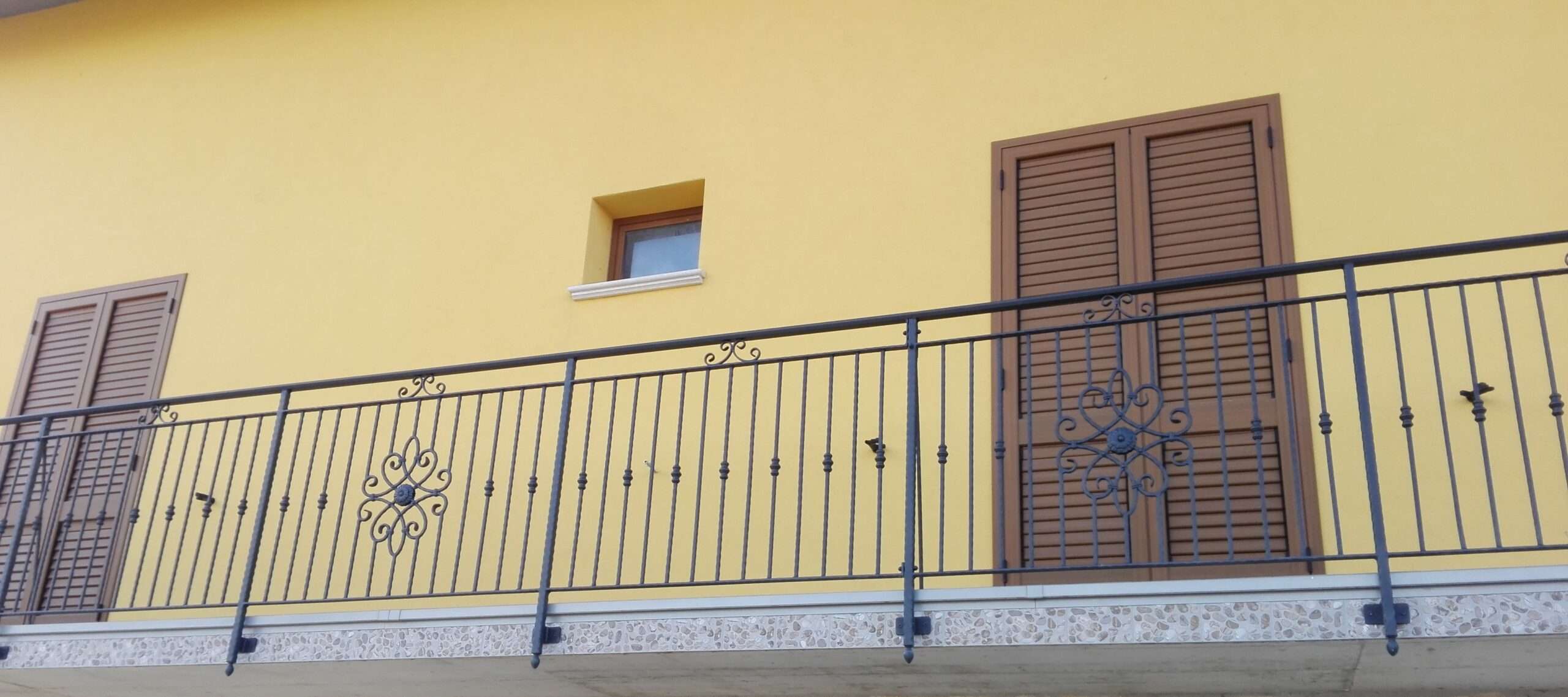 RC-131RE – Ringhiere per balconi.