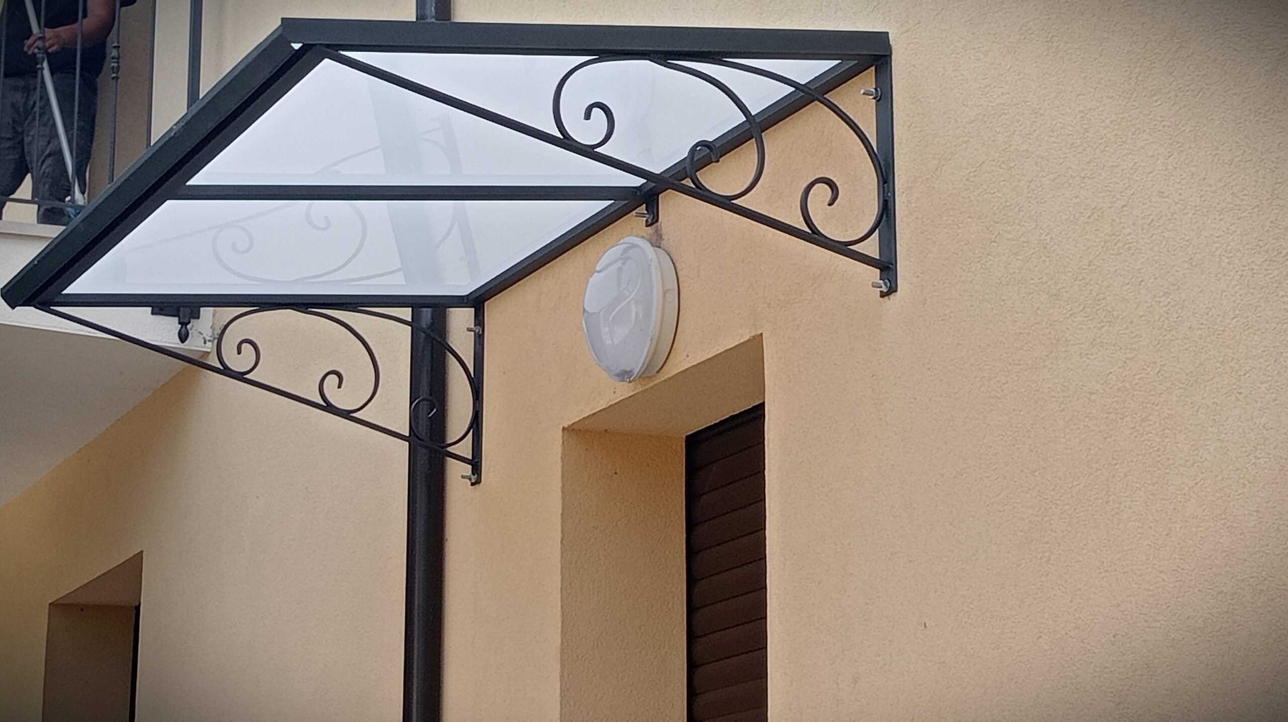 RC-18P – Pensilina – abitazione privata.