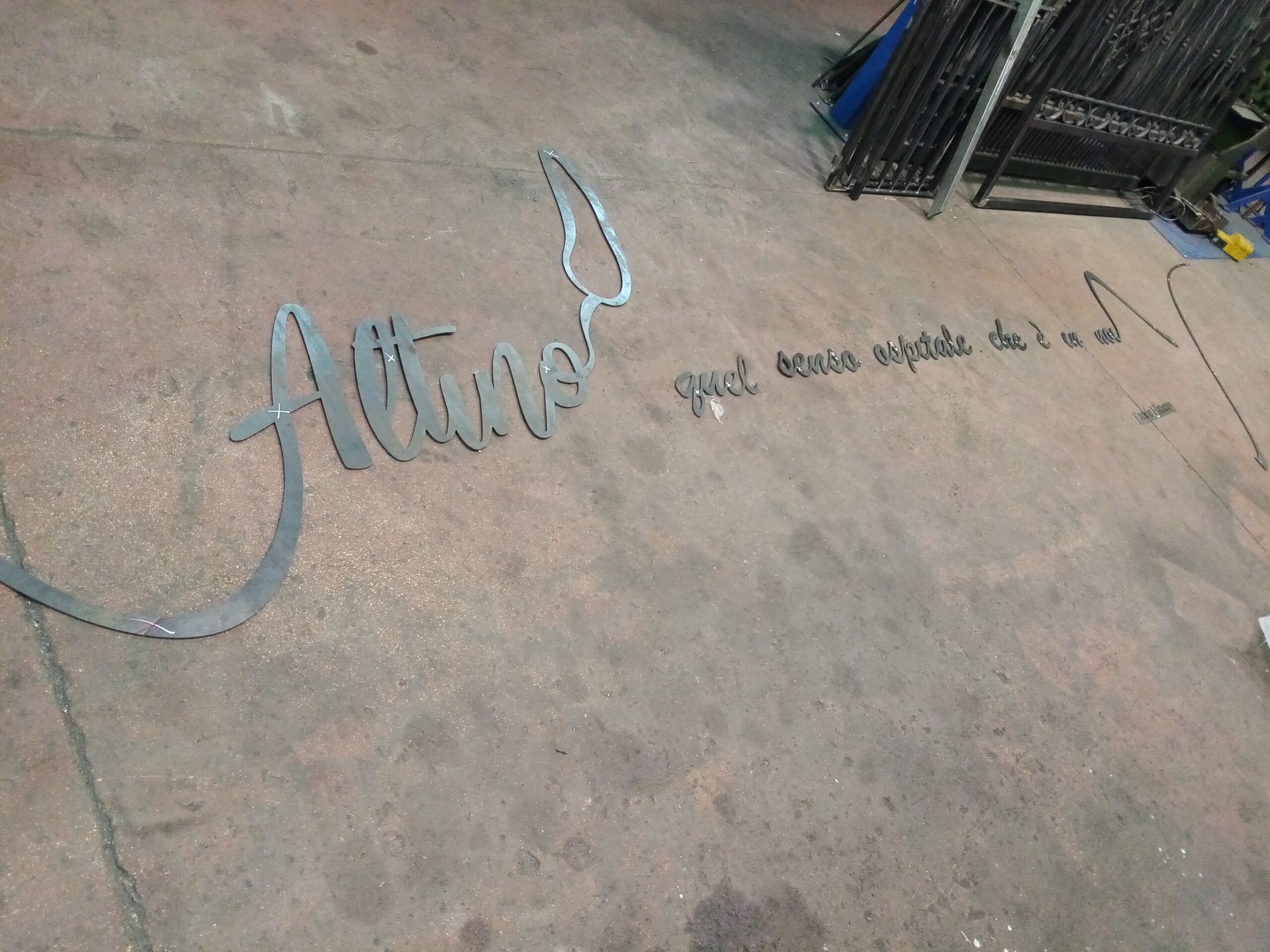 RC-19S – Realizzazione Scritta per strada comunale in Altino (CH).