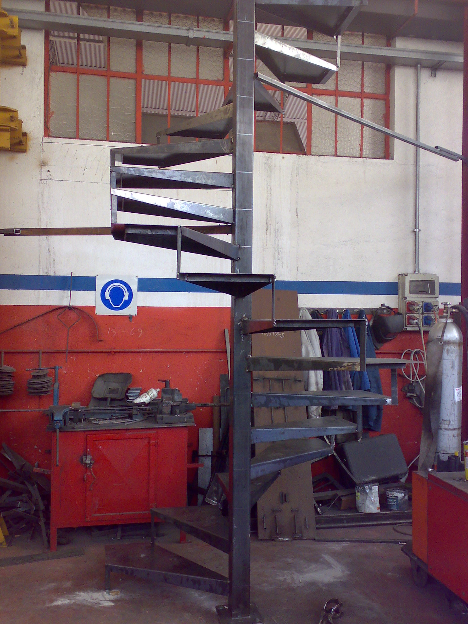 RC-28SI – Realizzazione di una Scala da interni.