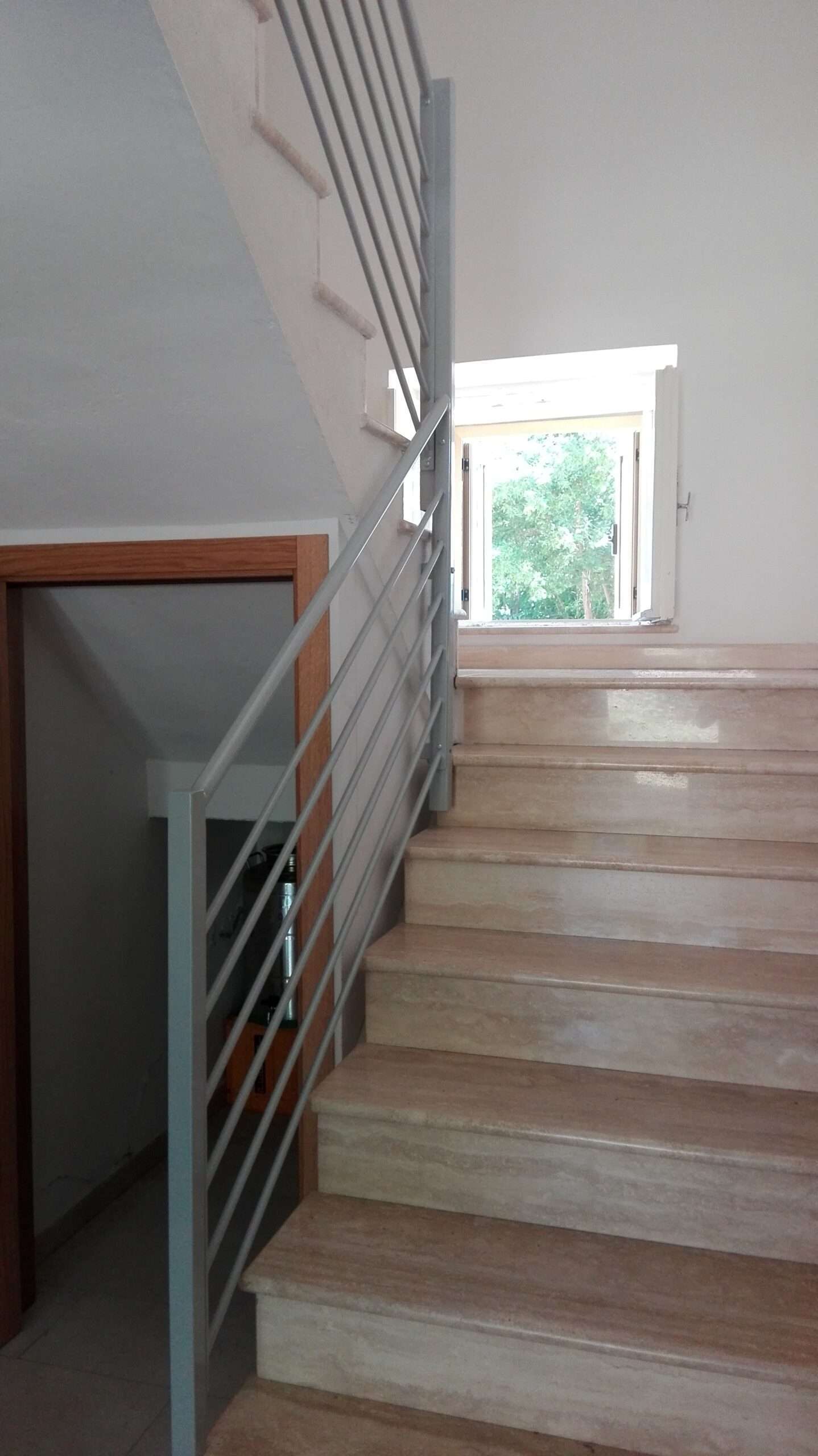 RC-39SI – Ringhiere per scala interna.