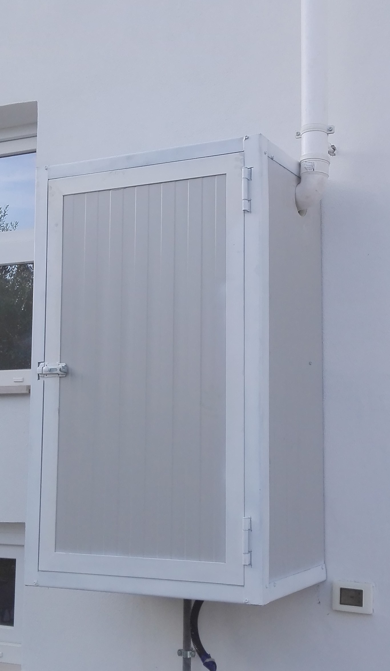 RC-68S – Griglie – Realizzazione del box.