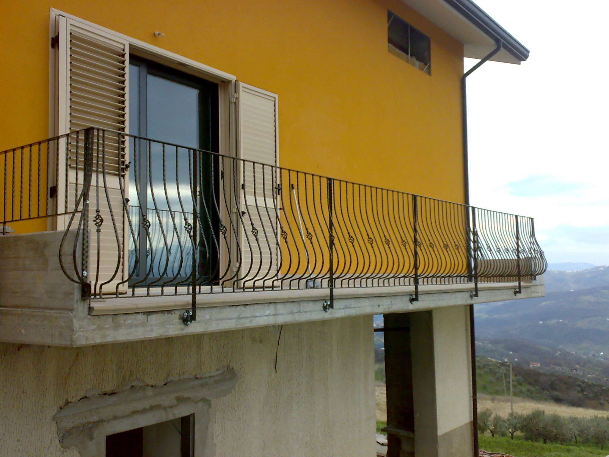 RC-73RE – Ringhiere per balconi.