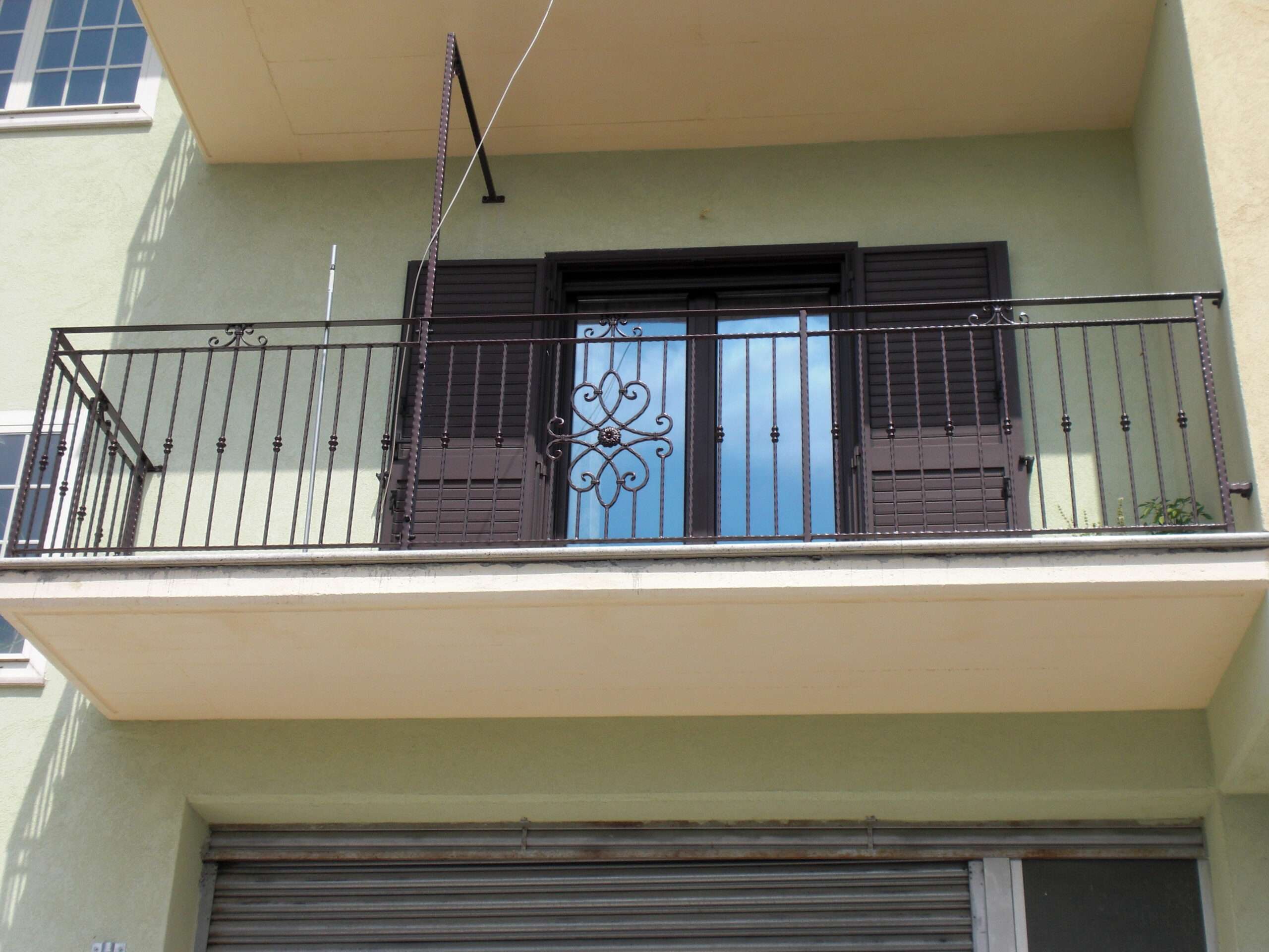 RC-89RE – Ringhiere per balconi.