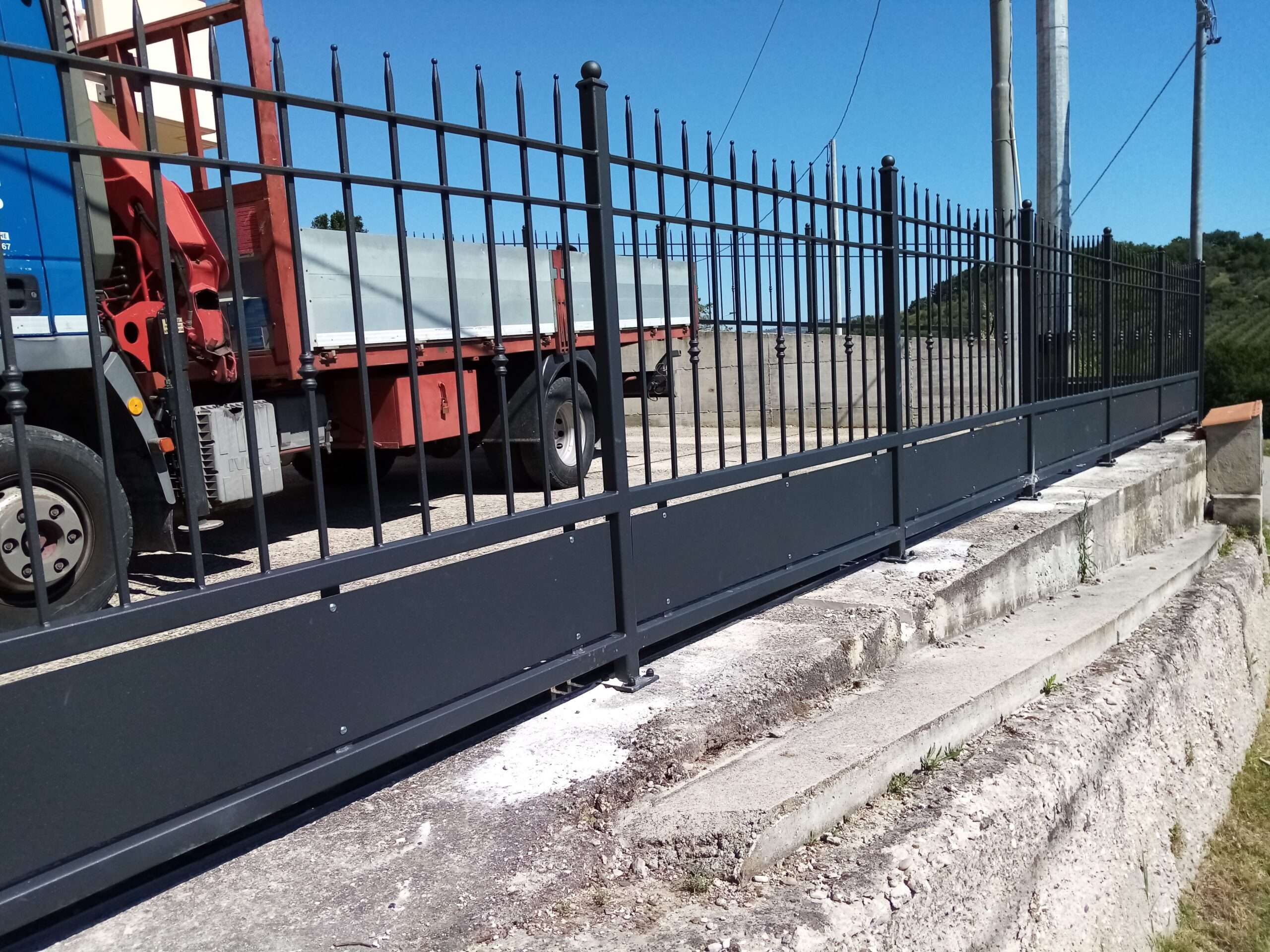 RC-90RE – Recinzioni – abitazione privata.